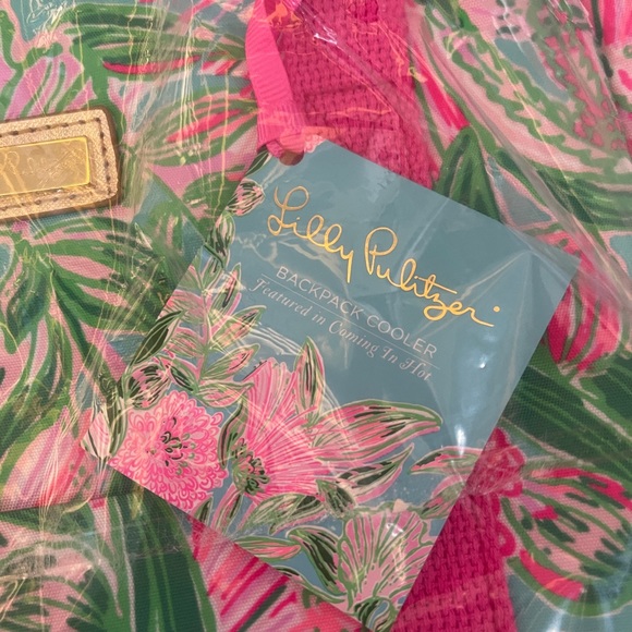 Brand NEW with Tags Lilly Pulitzer Backpack Cooler feat. in Best Fishes - Picture 2 of 3